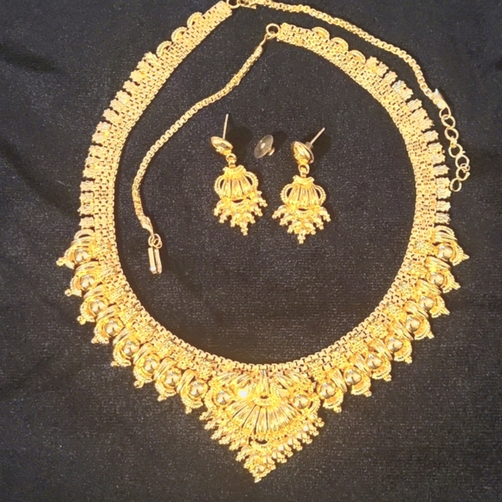 India Necklace Earring Set